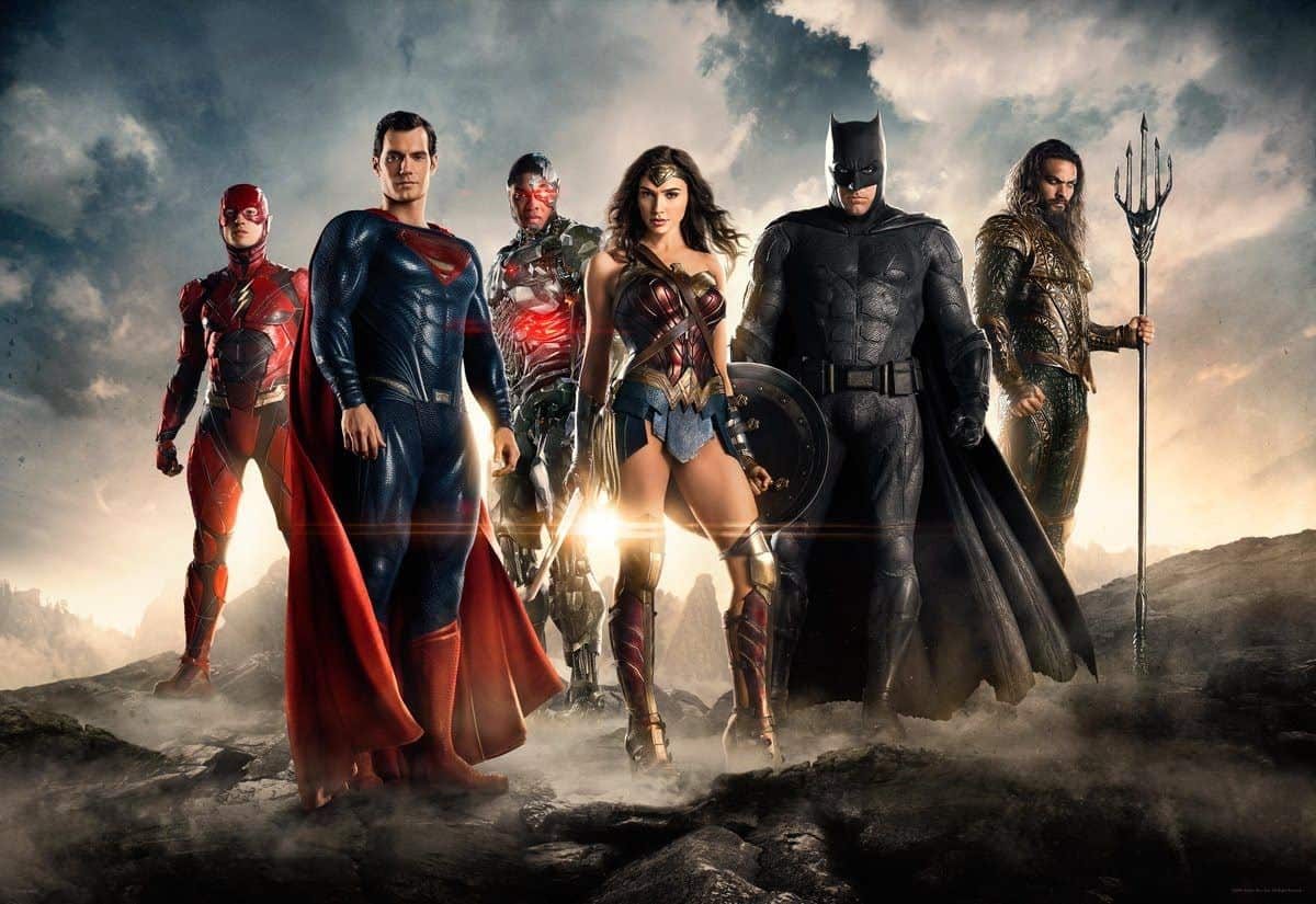 http://insidepulse.com/wp-content/uploads/2016/07/Justice-League-movie-cast.jpg