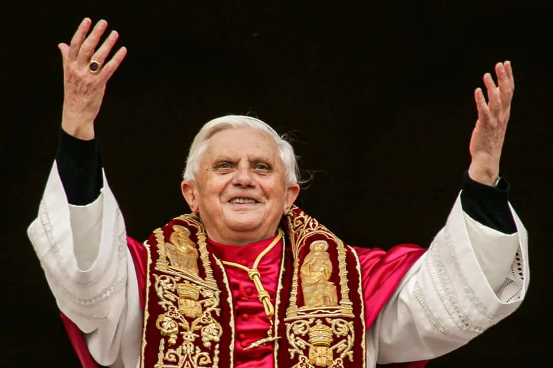 Poper Emeritus Benedict XVI 2