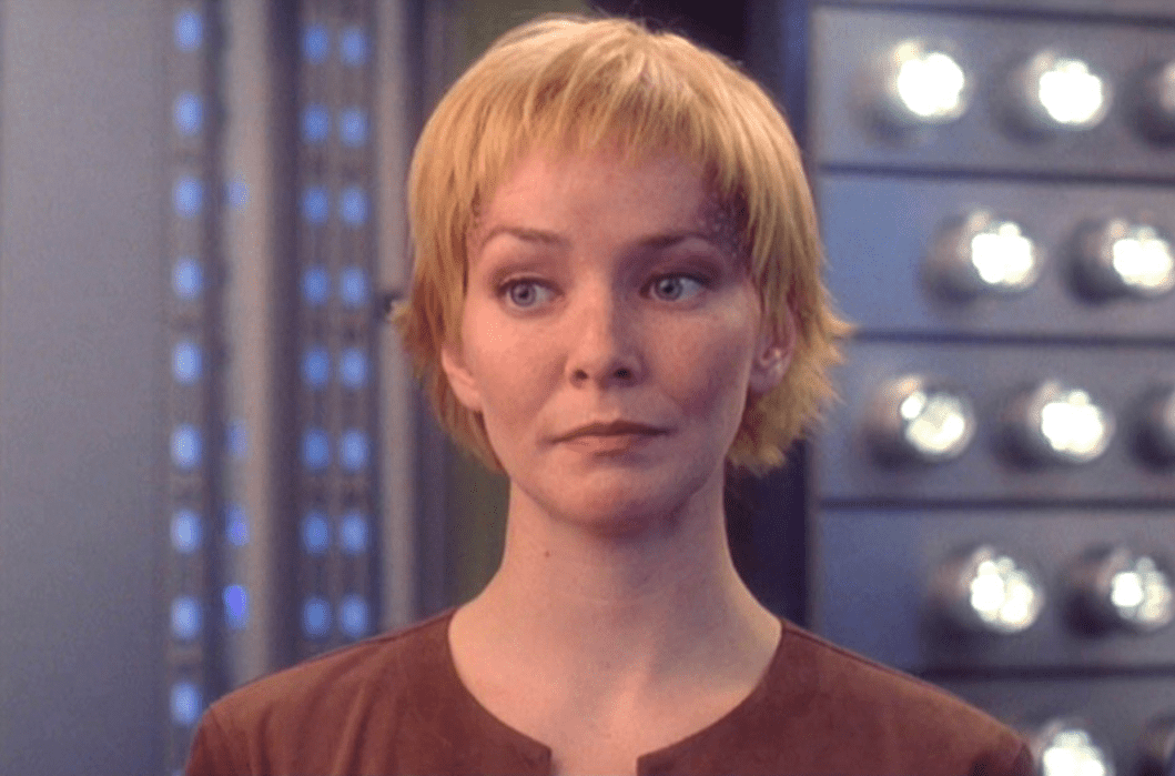 Annie Wersching 5 Star Trek Enterprise 2002