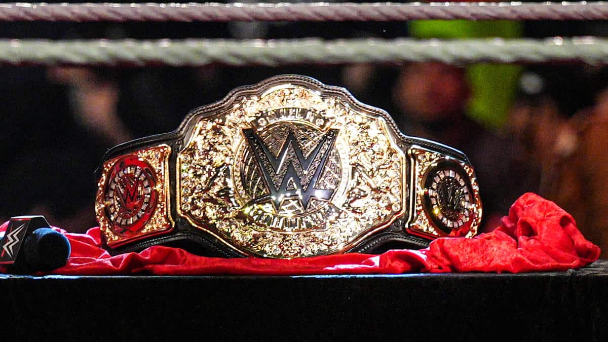 New WWE World Heavyweight Championship belt WWE Raw 042423