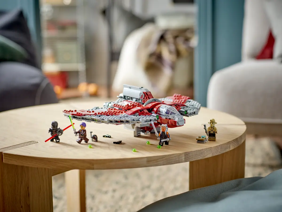 Ahsoka Tano's T-6 Jedi Shuttle Star Wars Lego 10 SDCC 2023